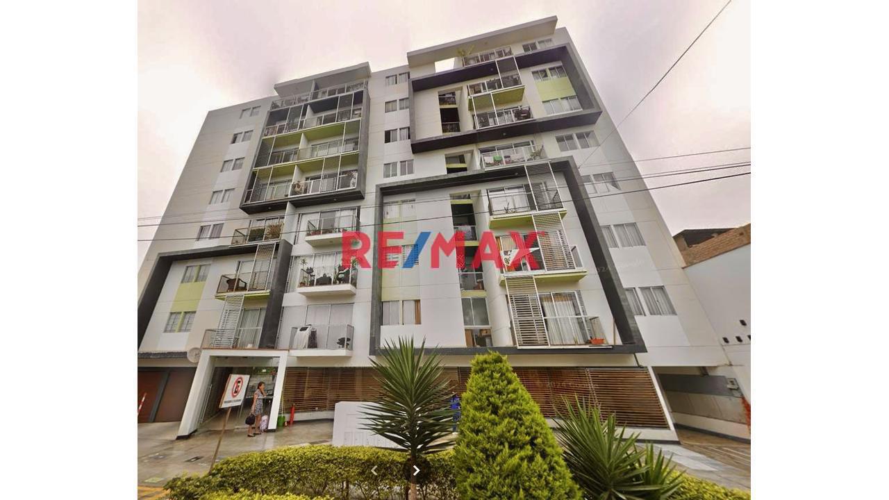 Departamento En Venta  – Chorrillos -  Condominio Paseo Del Parque