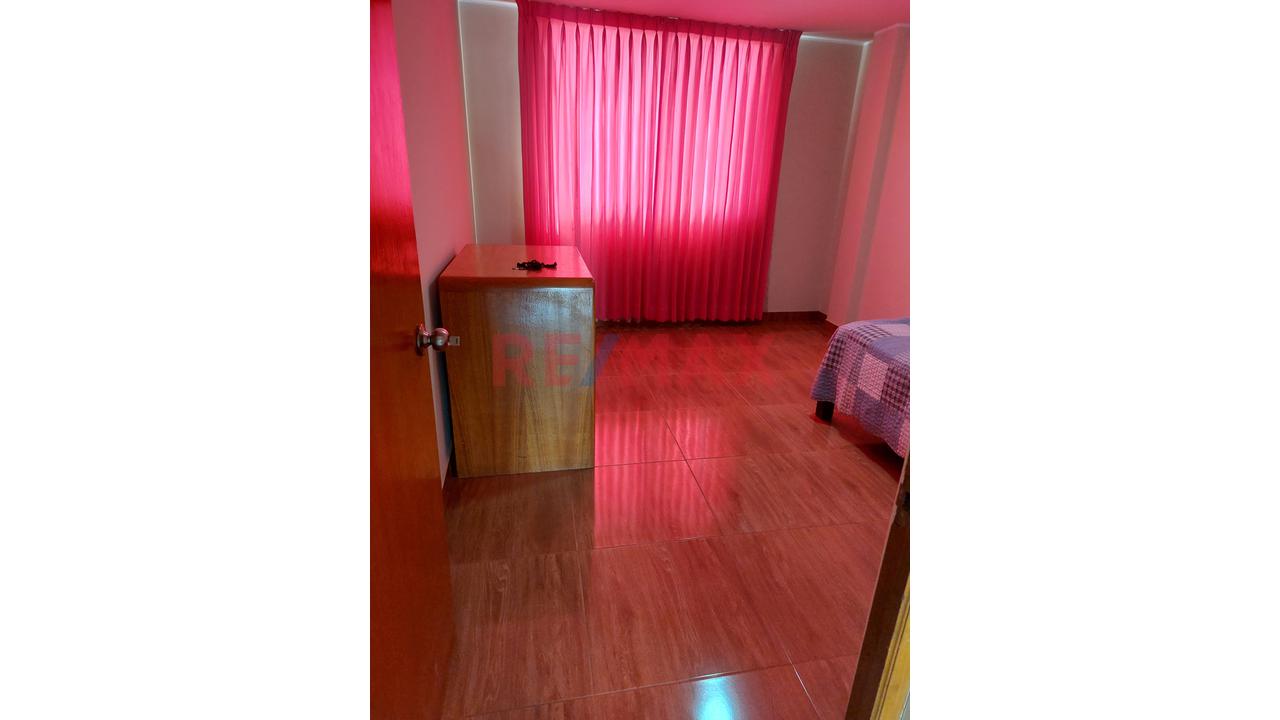 Casa Comercial En Venta - 4
