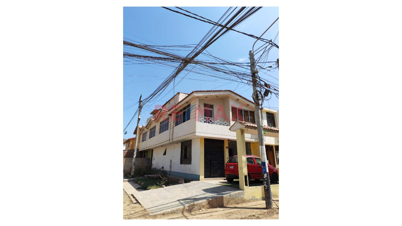 🏡 ¡Amplia Casa De 3 Pisos En Venta! 🏡 — foto 3