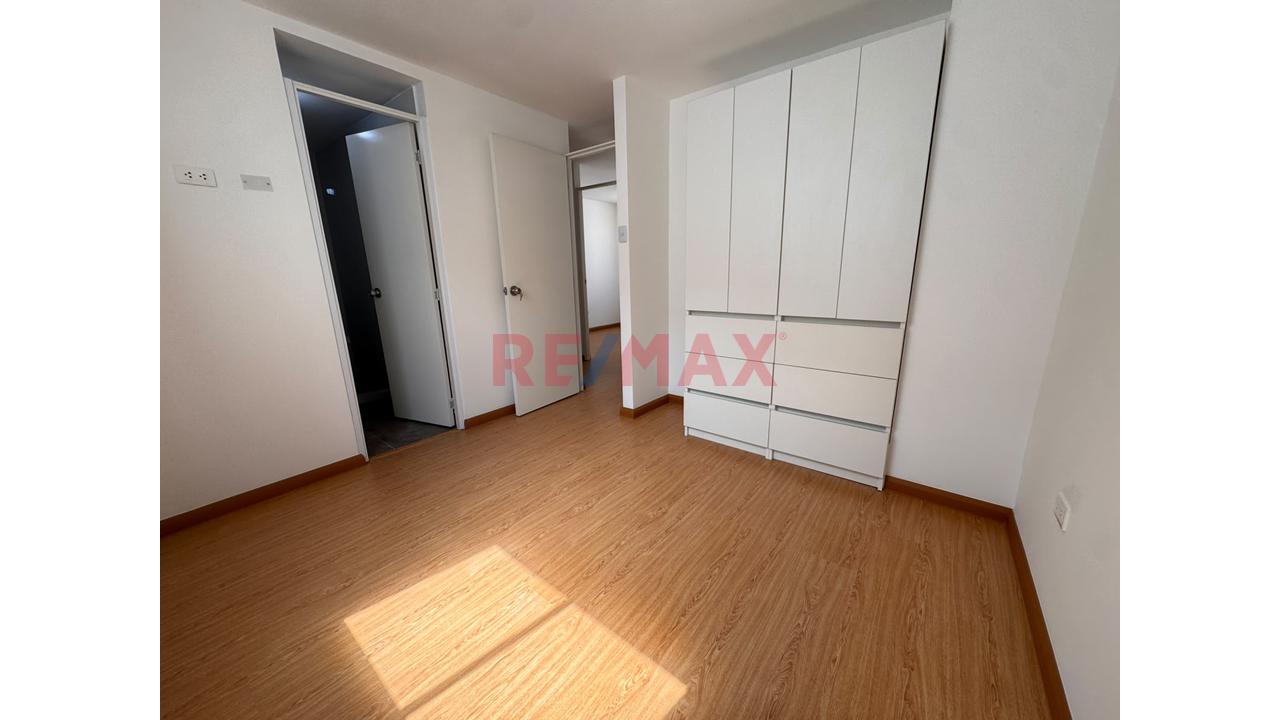 Se Alquila Departamento De Estreno Con Cochera - 72M2 - 7Mo Piso - Residencial El Jockey — foto 2
