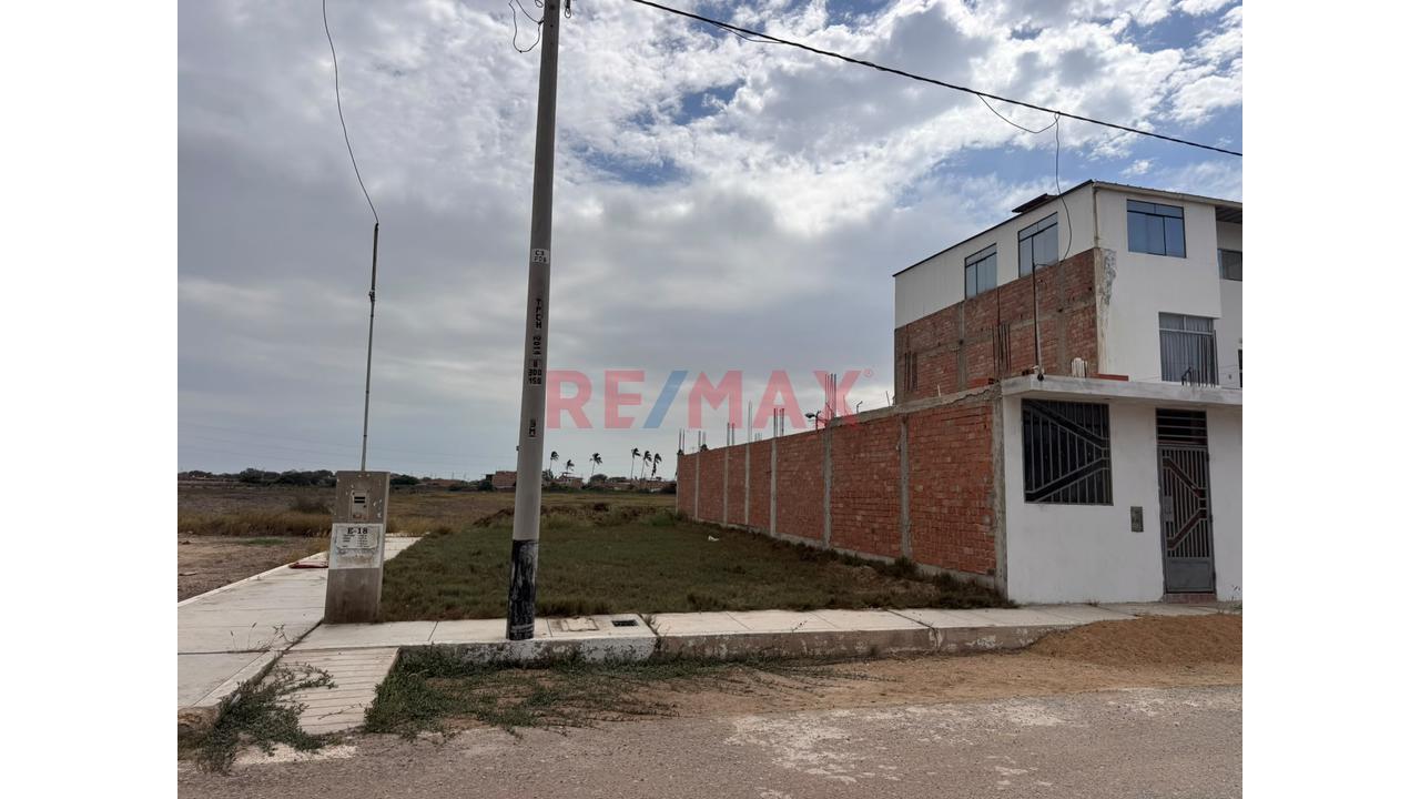 Ocasion - Venta De Terreno 167.10M2 En Esquina En Urb. El Trebol Lambayeque - 4