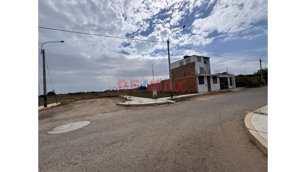 Ocasion - Venta De Terreno 167.10M2 En Esquina En Urb. El Trebol Lambayeque - 5