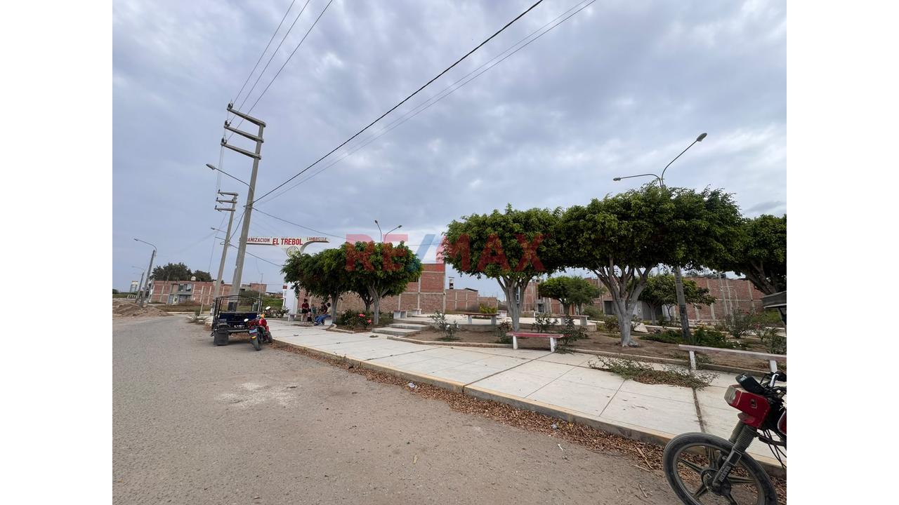 Ocasion - Venta De Terreno 167.10M2 En Esquina En Urb. El Trebol Lambayeque - 1