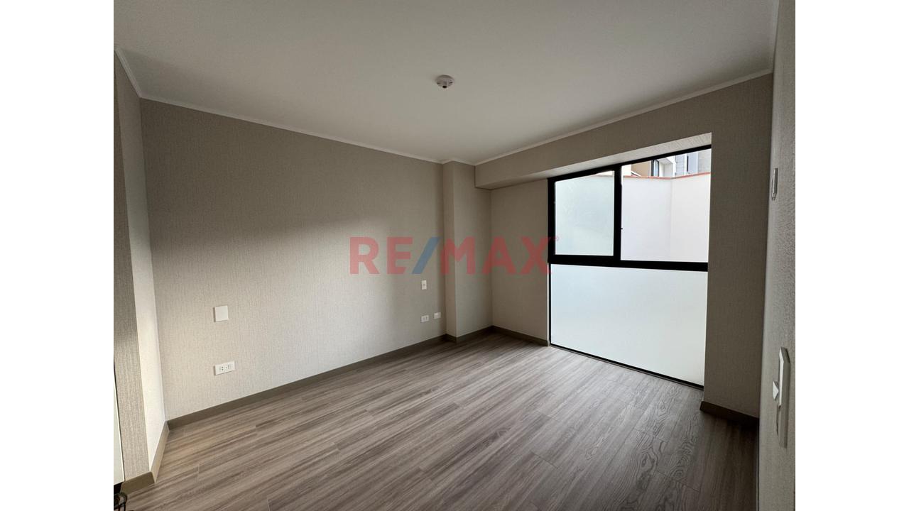 Se Alquila Departamento De 02 Habitaciones Cercano A Av. San Felipe — foto 4