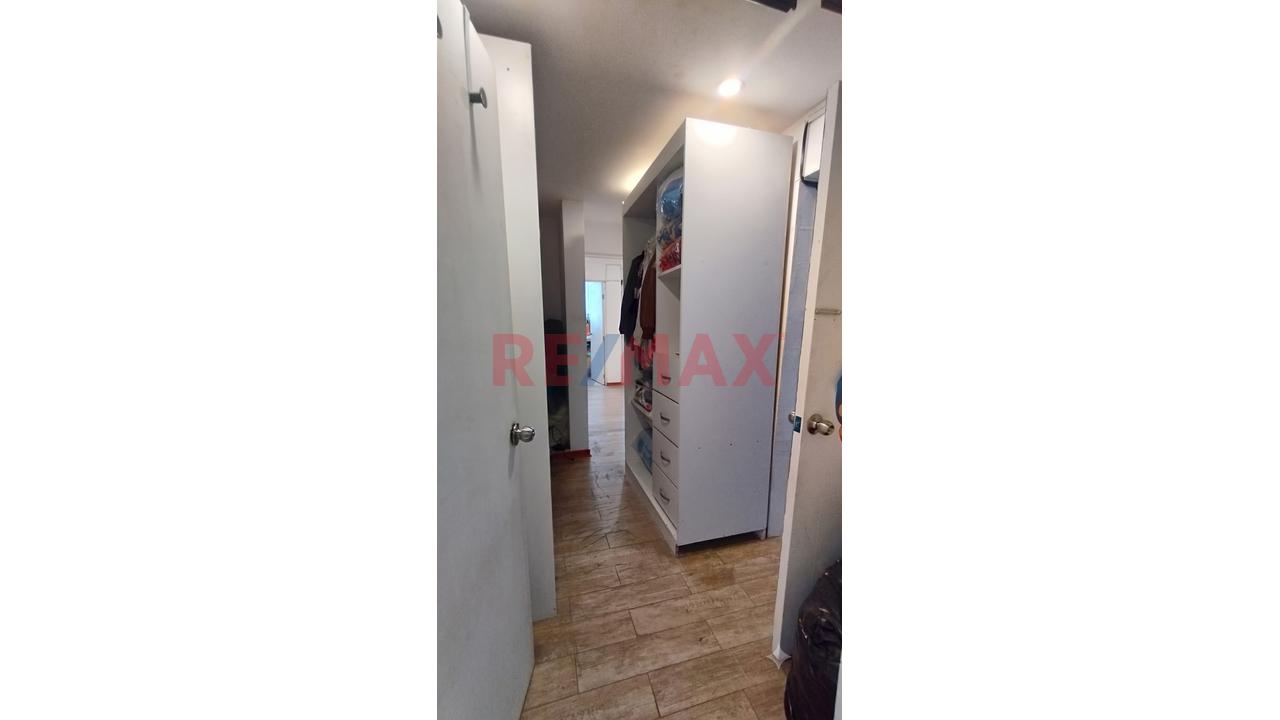Venta De Amplia Casa Remodelada En Urb. San Antonio – Bellavista - 17