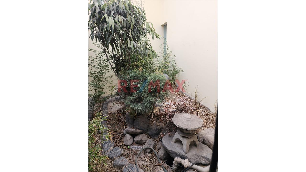 Alquilo Casa Con Piscina Y Frente Al Parque En Urb Alamos De Monterrico - Surco — foto 8