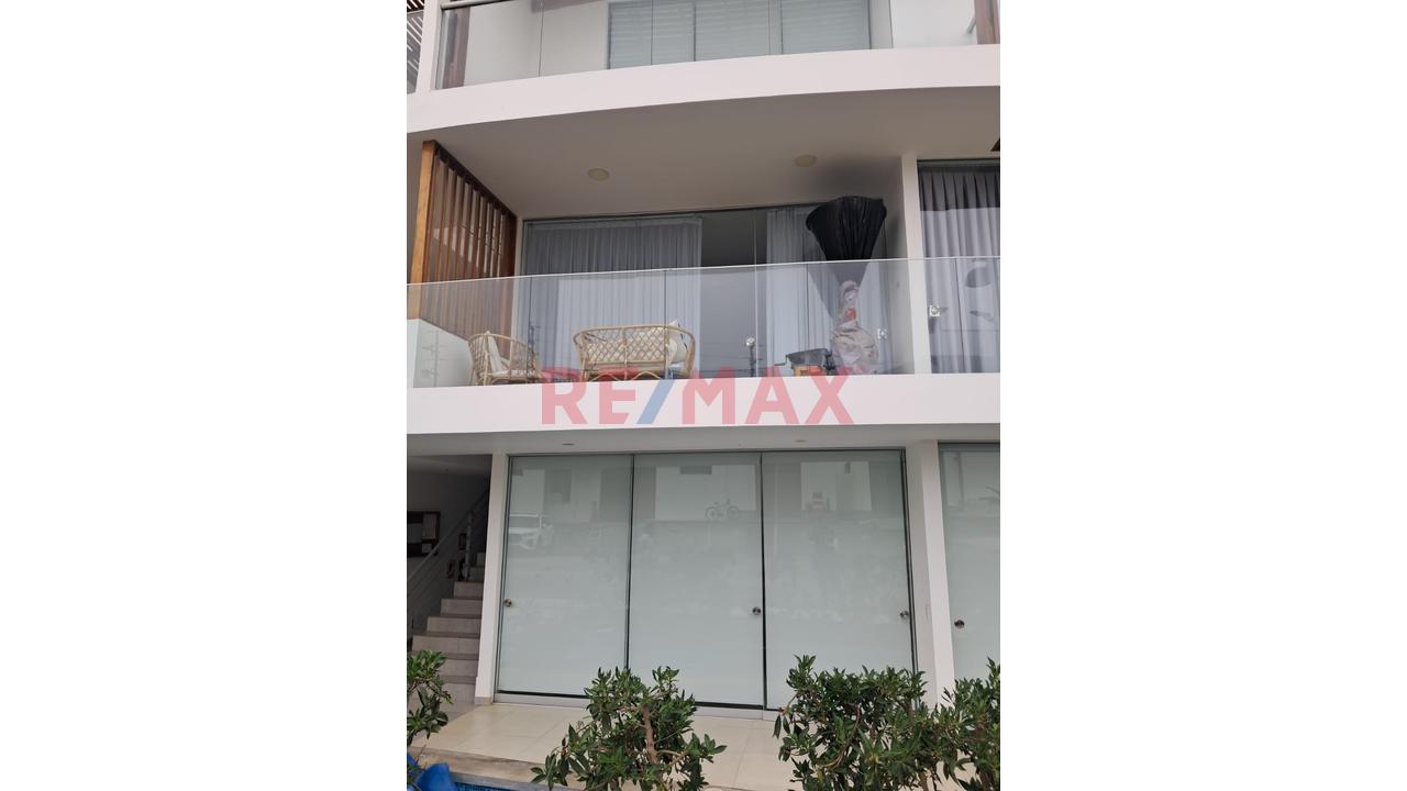 En Venta Amplio Departamento Condominio Mikonos