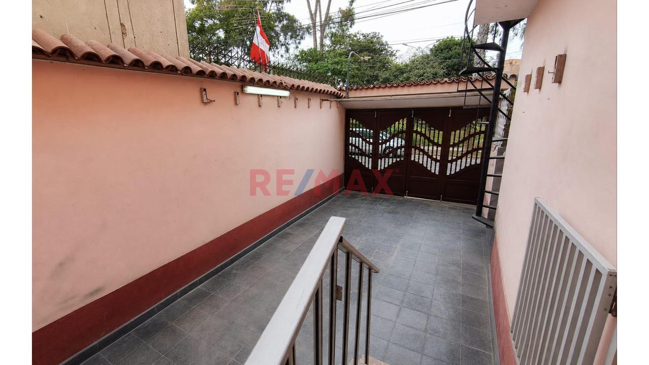 Casa En Alquiler De 266.85 M²| Cercado De Lima – Límite Con Pueblo Libre - 18