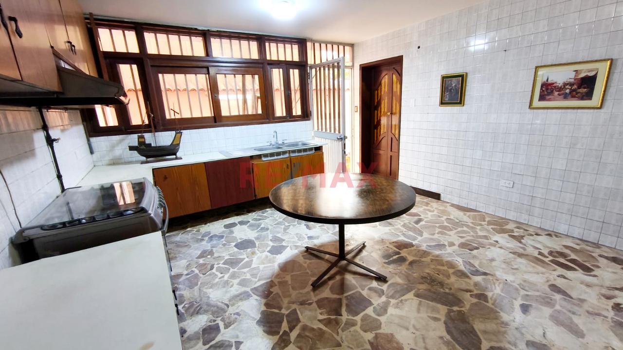 Casa En Alquiler De 266.85 M²| Cercado De Lima – Límite Con Pueblo Libre - 8