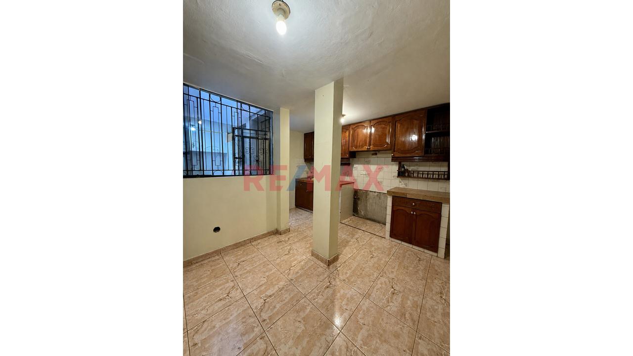 🏡 Casa Multifamiliar De 4 Pisos + Azotea En Esquina | Ideal Para Vivienda E Inversión | Comas — foto 7