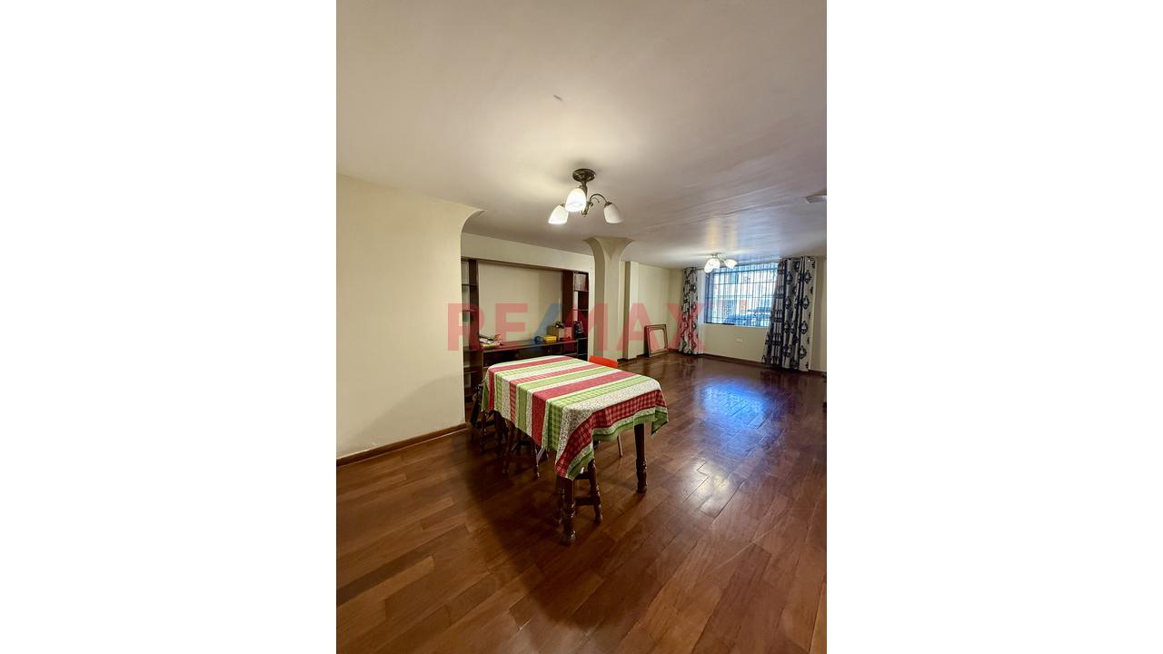 🏡 Casa Multifamiliar De 4 Pisos + Azotea En Esquina | Ideal Para Vivienda E Inversión | Comas — foto 5