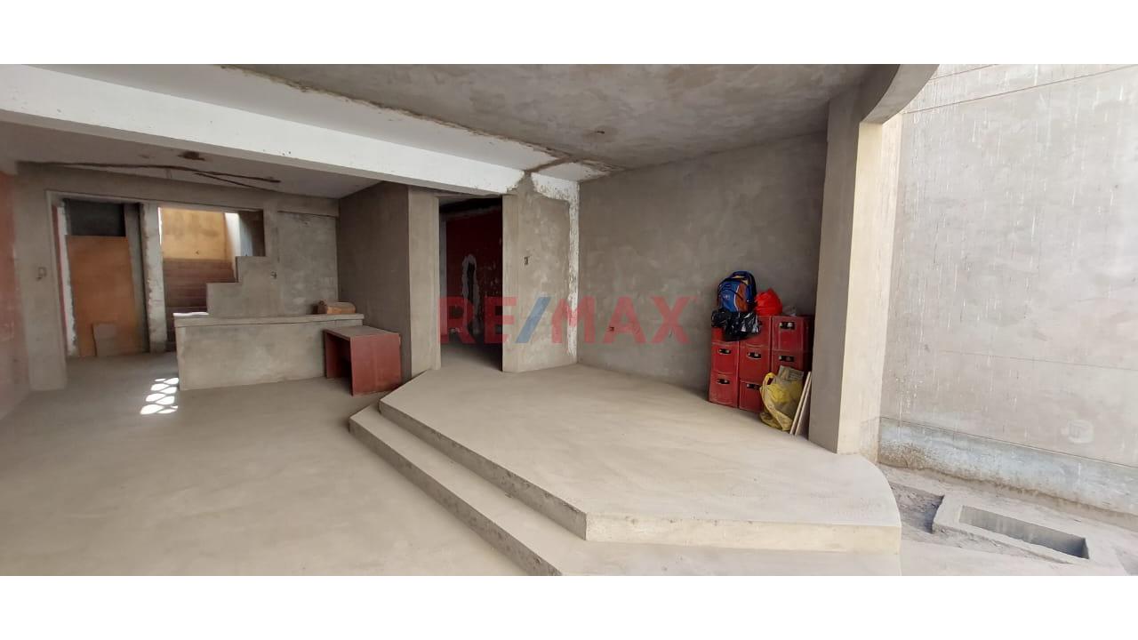 Oportunidad !!Venta De Casa A Pocos Pasos De La Universidad Cientifica, Upn, Cesar Vallejo- Av. Huandoy Con 2 De Octubre - Excelente Ubicación Y Tu Mejor Inversion — foto 4