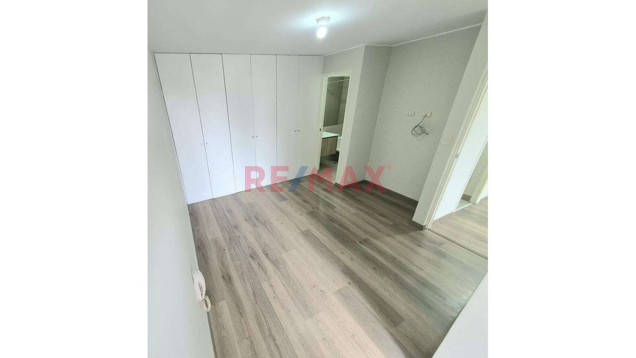 Alquiler De Exclusivo Departamento Con Estacionamiento – Jesús María — foto 6
