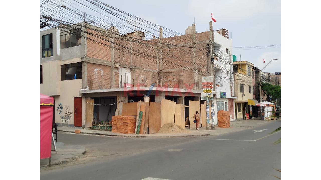 Se Alquila Local Comercial De 120Mts2 Para Hacer Crecer Tu Negocio En Sjm! - 1
