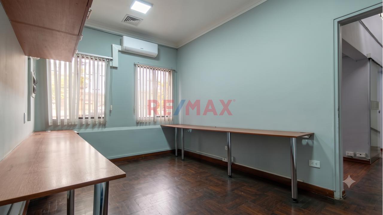 Alquiler De Casa / Oficina Con Cochera En Miraflores — foto 15