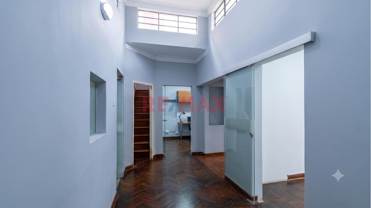 Alquiler De Casa / Oficina Con Cochera En Miraflores — foto 12