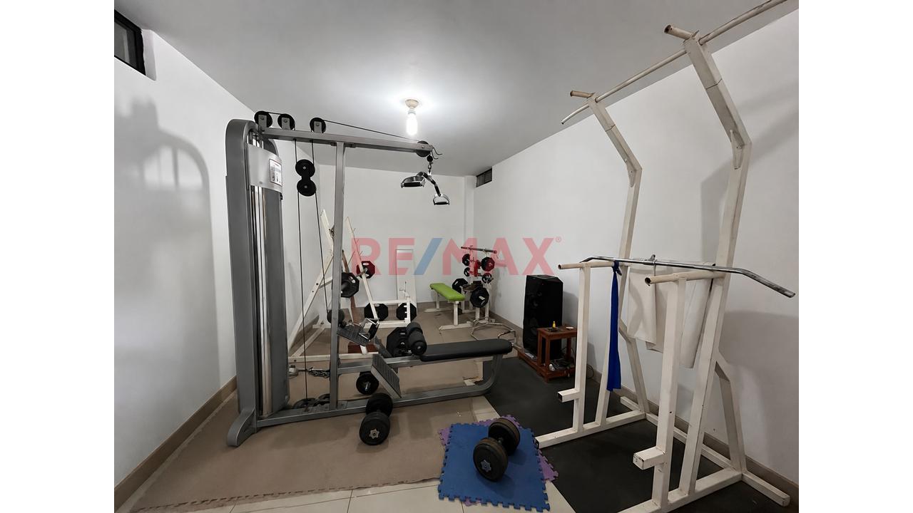Linda Y Amplia Casa De 1,483 M2 En Venta En La Mariposa En Piura — foto 7