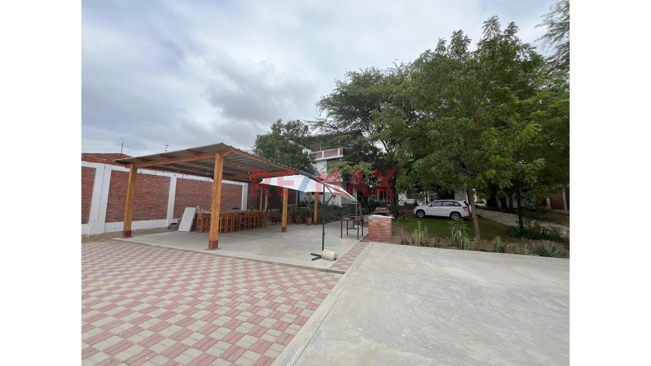 Linda Y Amplia Casa De 1,483 M2 En Venta En La Mariposa En Piura — foto 3