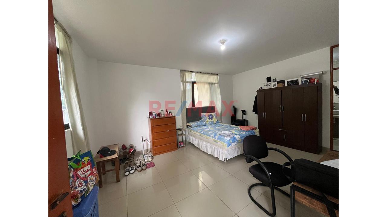 Linda Y Amplia Casa De 1,483 M2 En Venta En La Mariposa En Piura — foto 8