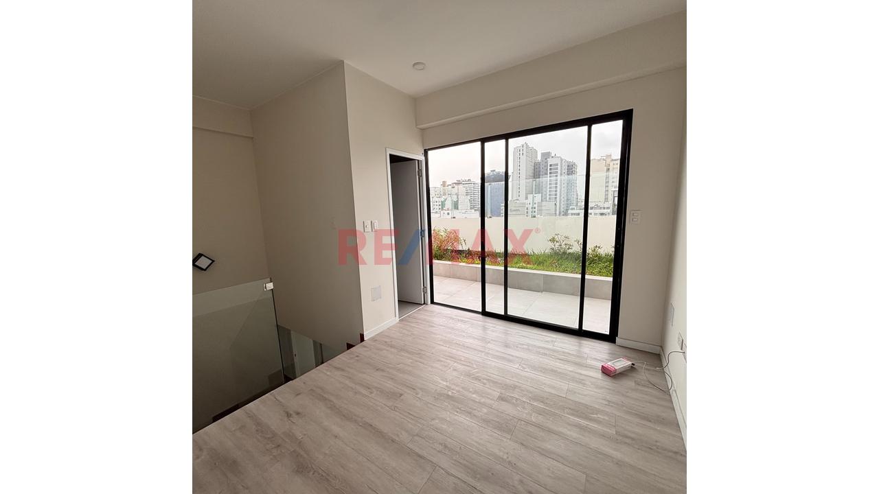 Vendo Departamento Duplex De Estreno En Miraflores - 12