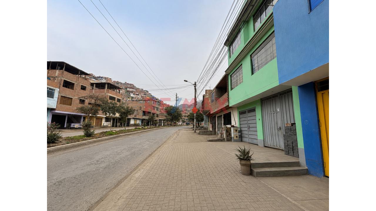 Casa Comercial En San Juan De Lurigancho — foto 3