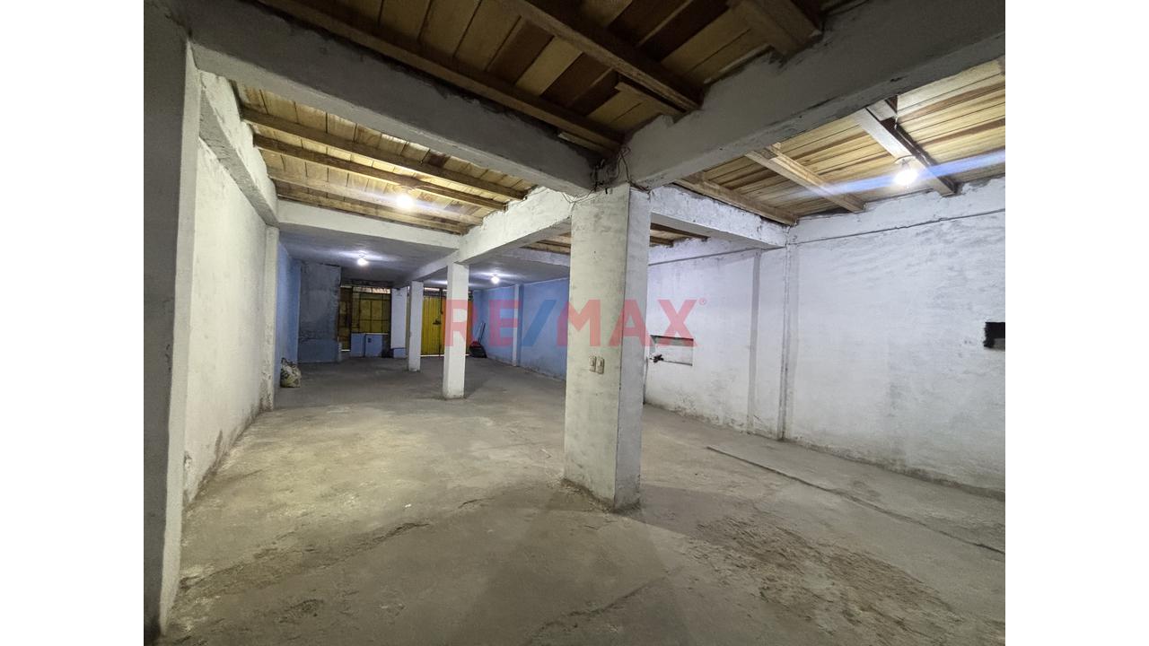 Casa Comercial En San Juan De Lurigancho — foto 8