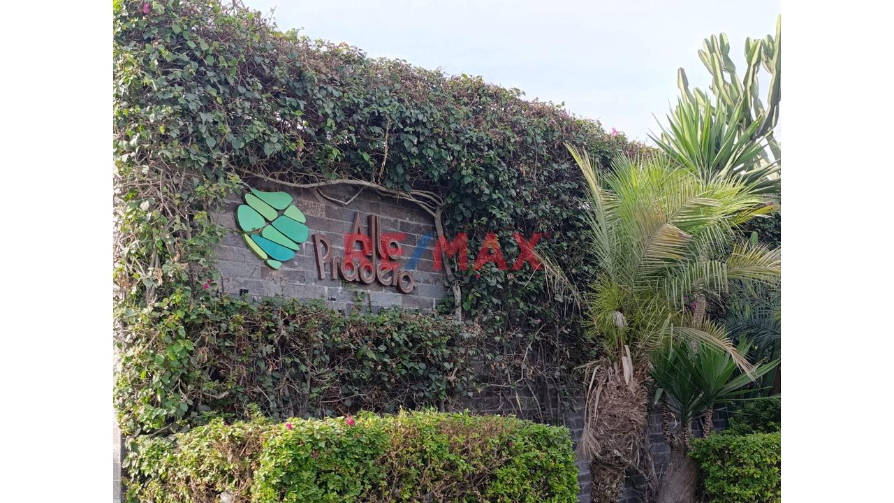 Terreno En Esquina De 680 M² En Condominio Alto Pradera, Asia