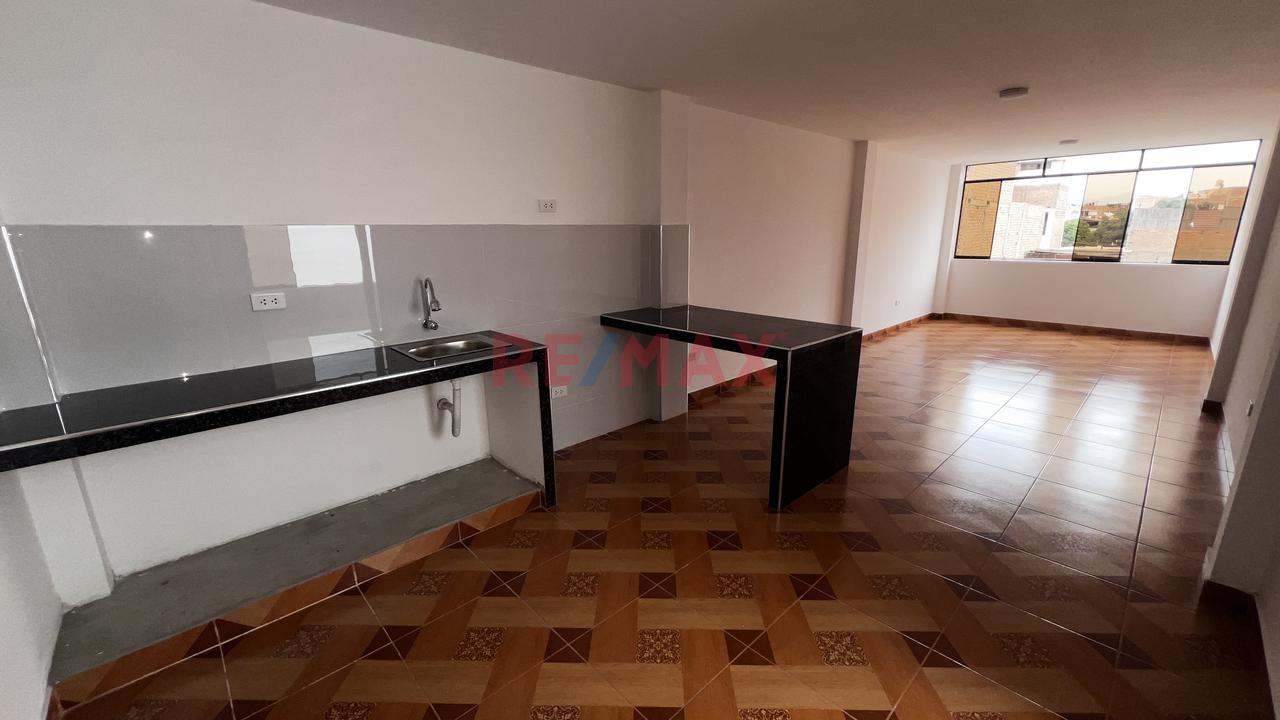 Venta De Dpto En 3Er Piso De 109.23 M2 + Aires A Dos Cuadras De La Av. Pacasmayo Y Av. Canta Callao, Smp — foto 3