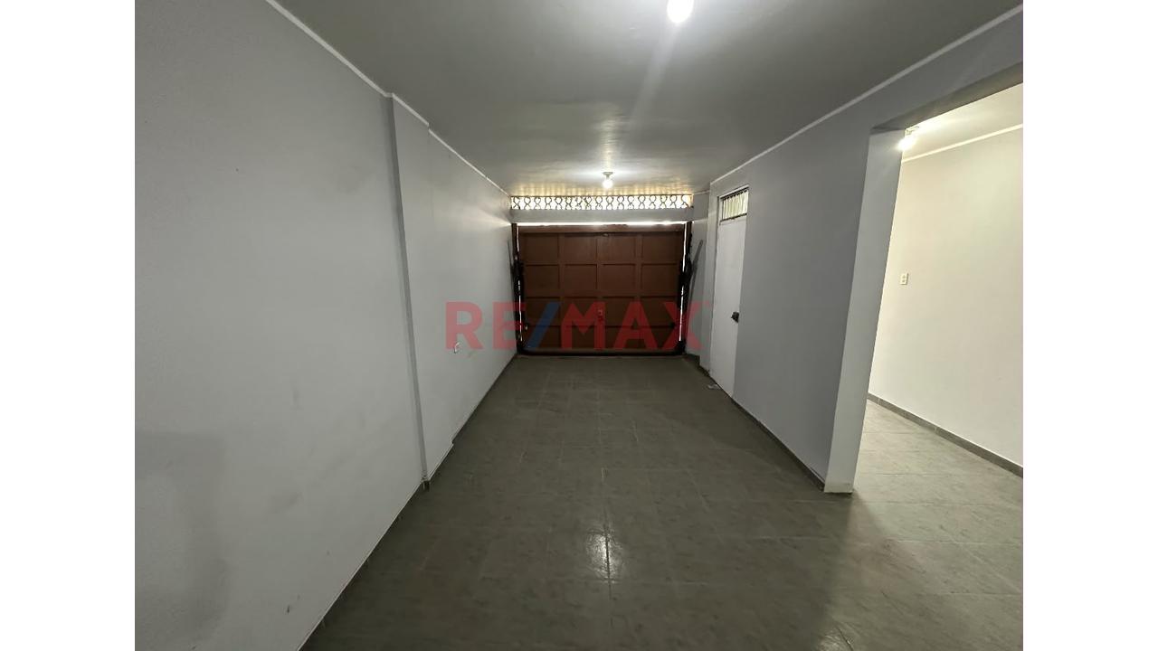 Alquilo Edificio Institucional | Ciudad Del Deporte | Ventanilla - 9