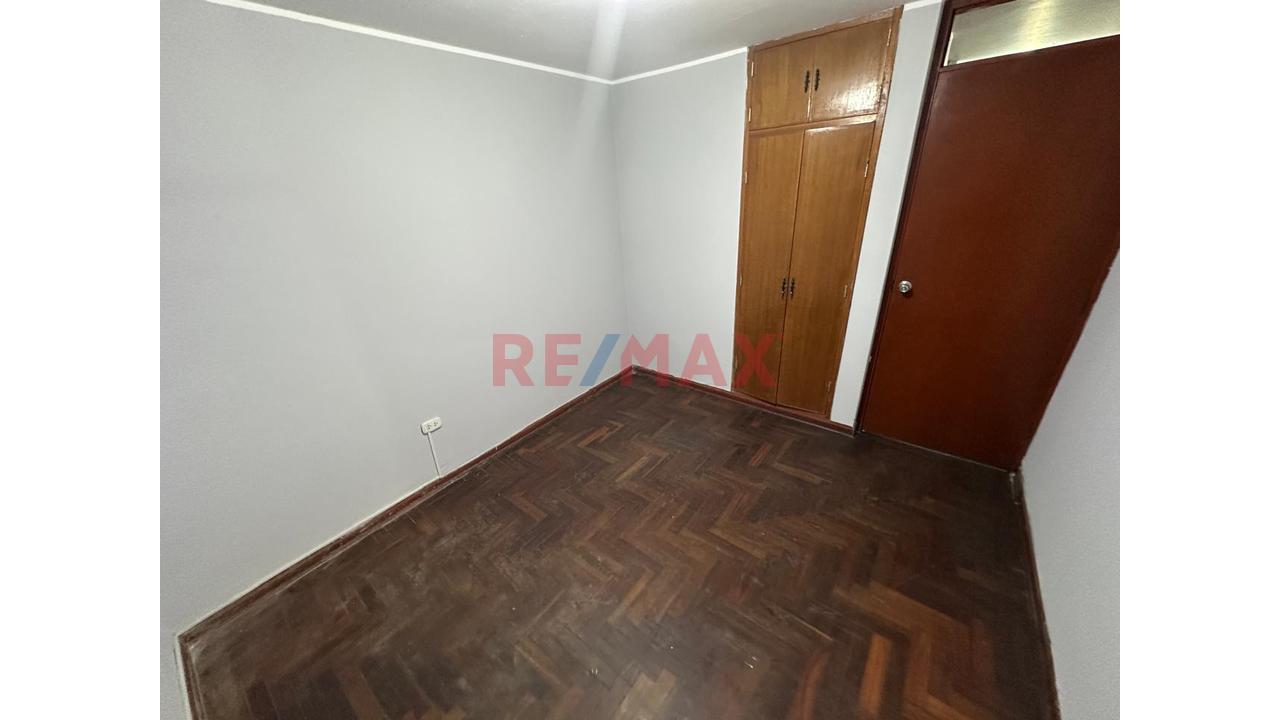 Alquilo Edificio Institucional | Ciudad Del Deporte | Ventanilla - 4