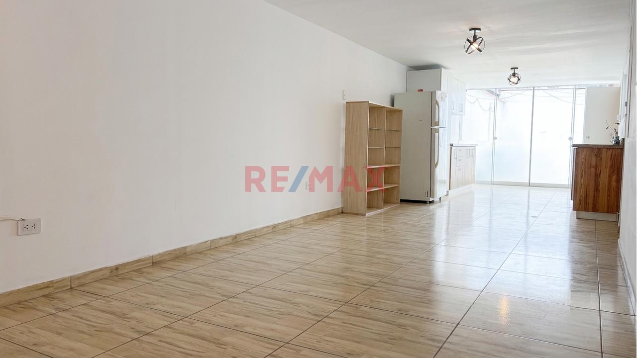 Dúplex En La Mejor Zona De Barranco: Amplitud, Comodidad Y Una Distribución Pensada Para Disfrutar Cada Espacio - 9