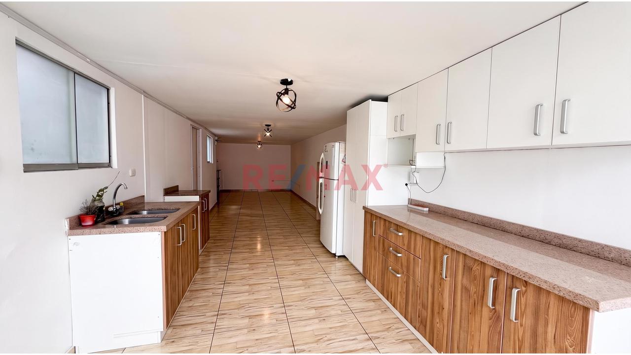 Dúplex En La Mejor Zona De Barranco: Amplitud, Comodidad Y Una Distribución Pensada Para Disfrutar Cada Espacio - 11