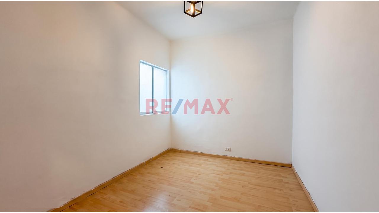 Dúplex En La Mejor Zona De Barranco: Amplitud, Comodidad Y Una Distribución Pensada Para Disfrutar Cada Espacio - 4