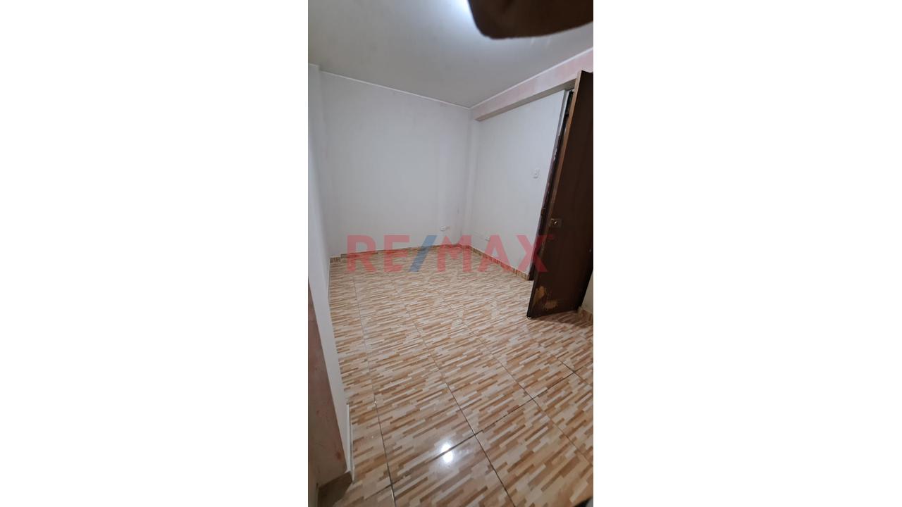 Vendo Rentable Casa Multifamiliar De 4 Pisos En Carapongo: Departamentos Independizados — foto 13