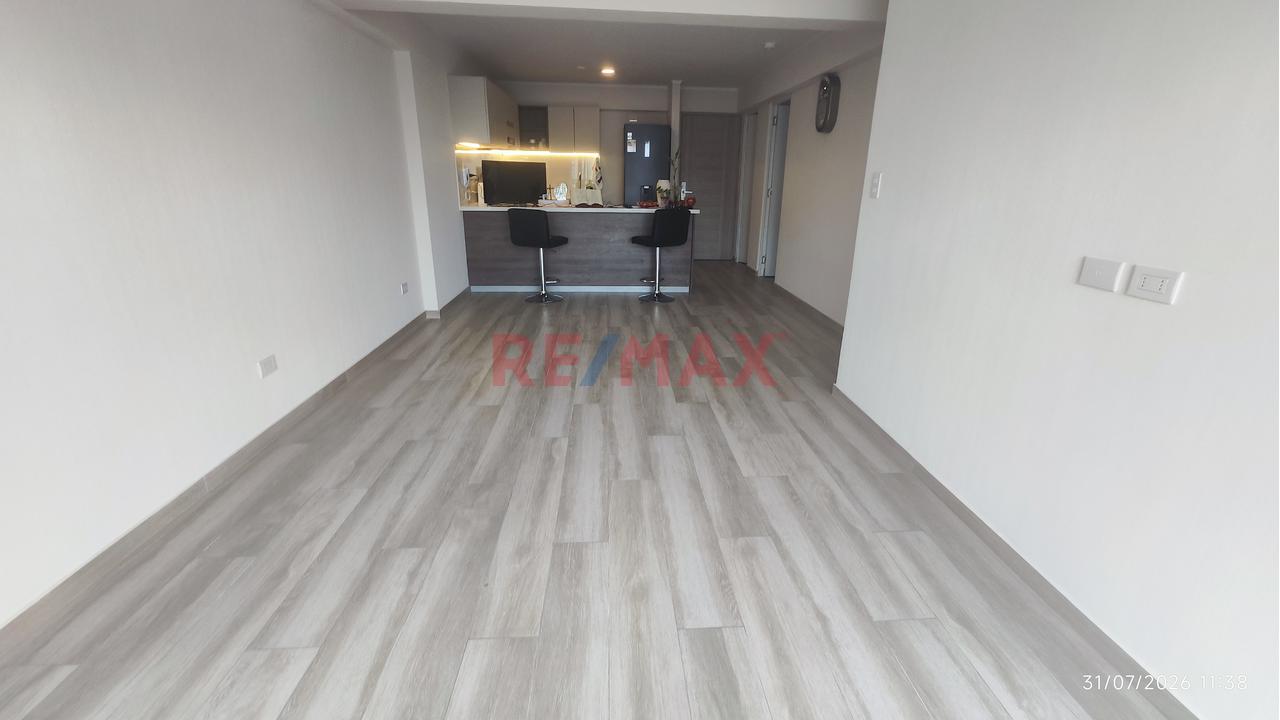 ¡Alquila Un Moderno Departamento En El Corazón De Jesús María! — foto 9