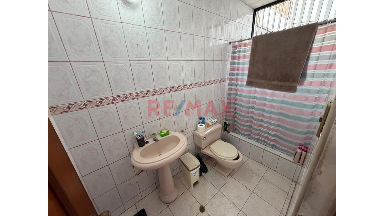 Departamento De 208 M² En Venta – La Perla Alta! - 13