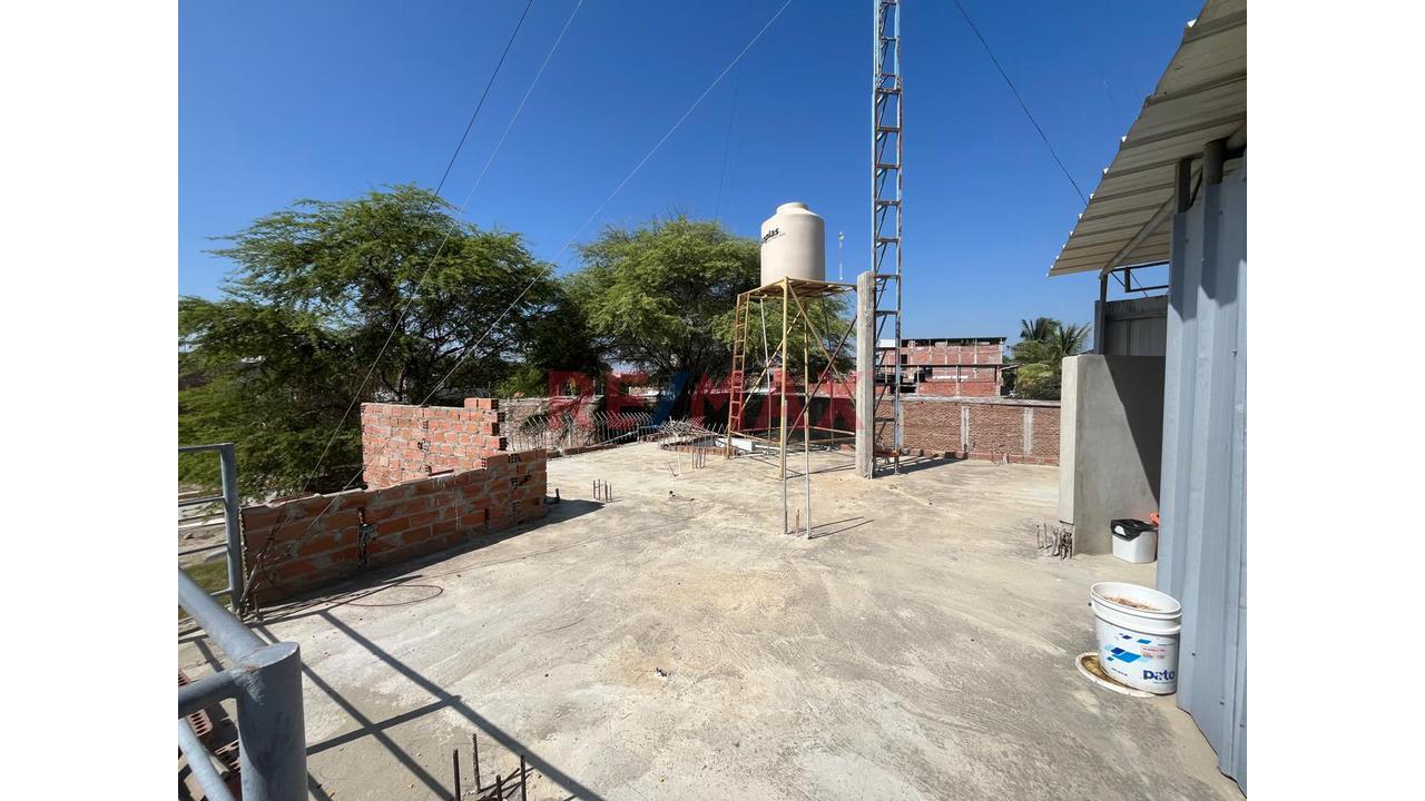 Venta De Amplia Casa En Urb Lourdes - 15