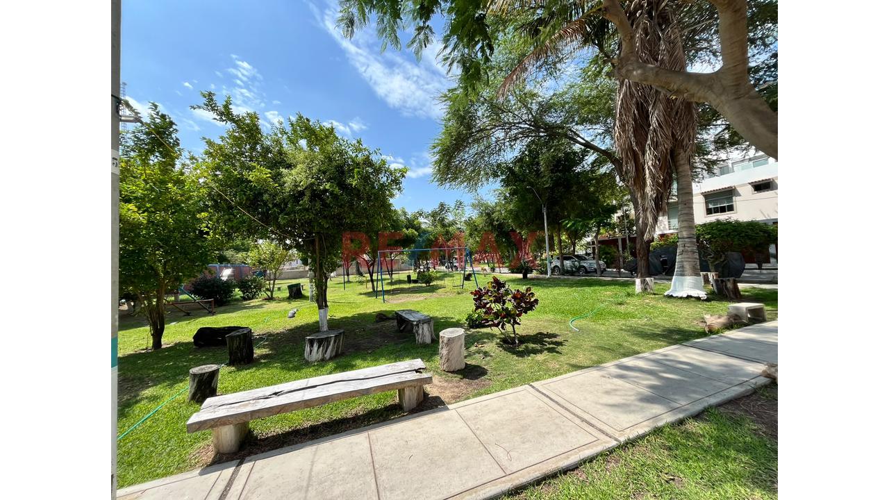Venta De Amplia Casa En Urb Lourdes - 21