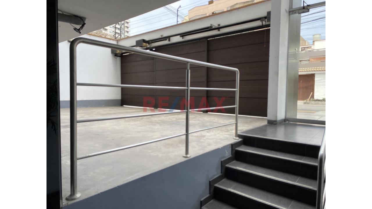 Vive En La Mejor Zona De Surquillo  Departamento En Primer Piso — foto 5