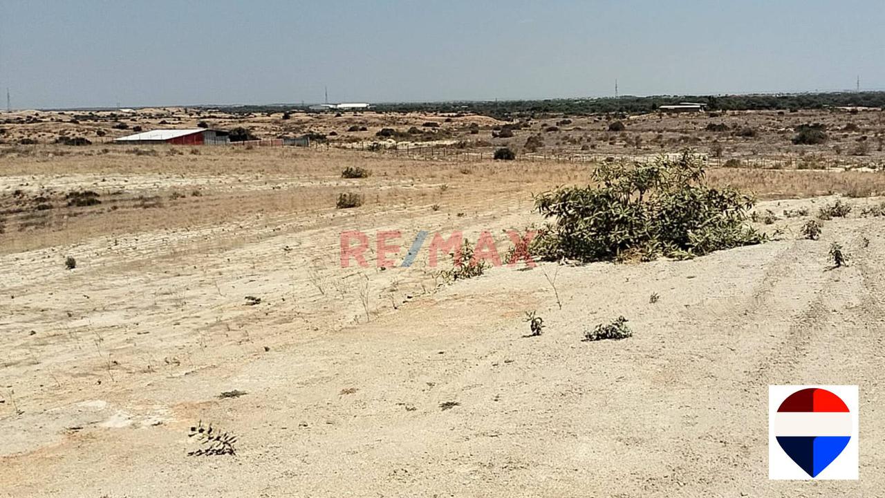 5 Hectareas En Venta Cerca Cementos Pacasmayo, Ubicacion Estrategica Para Proyectos Industriales Y Logisticos - 6
