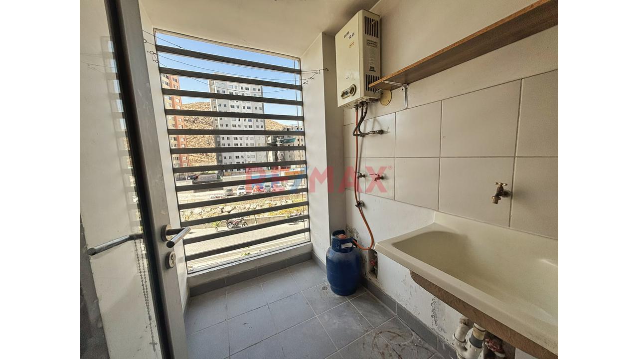 Departamento En 3Ero Piso En Esquina - 3