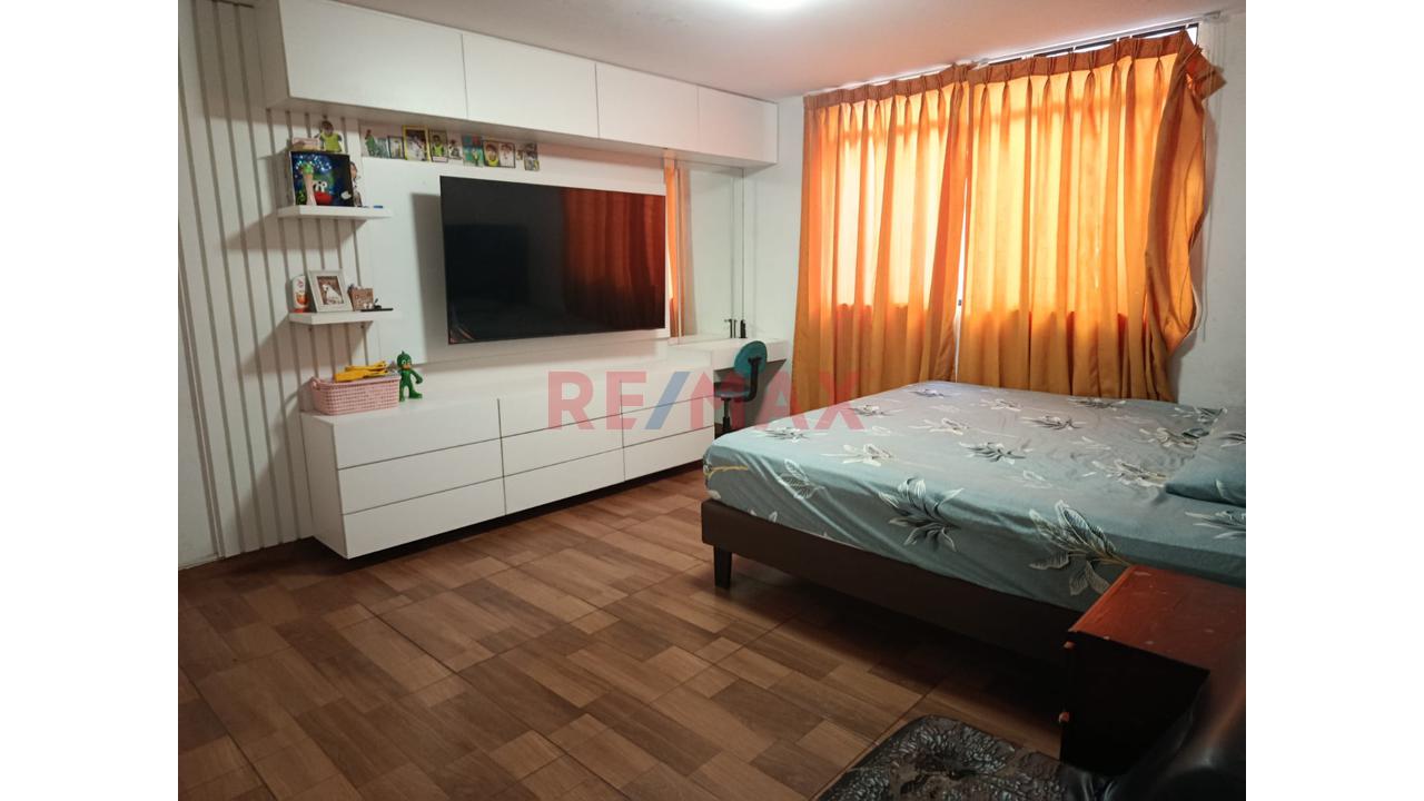 Se Vende Excelente Departamento De 120 M2 En Los Olivos, Frente A Parque. — foto 6