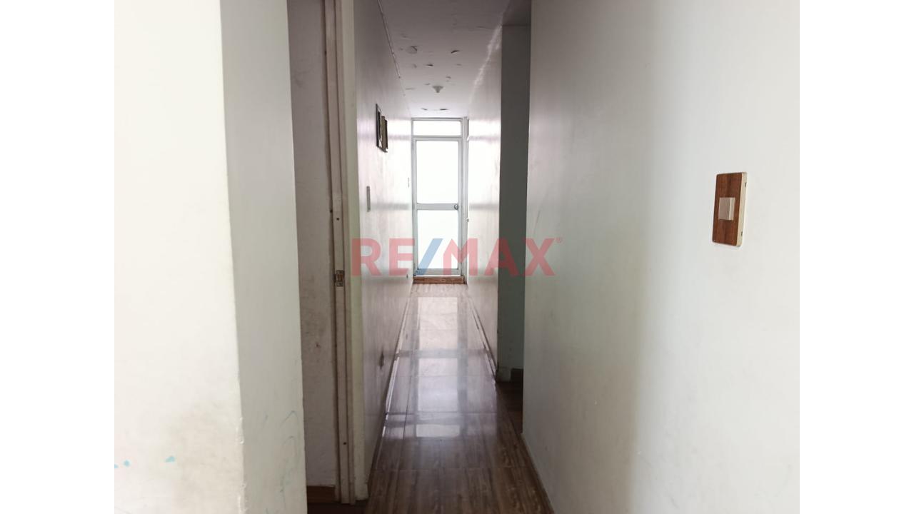 Se Vende Excelente Departamento De 120 M2 En Los Olivos, Frente A Parque. — foto 9