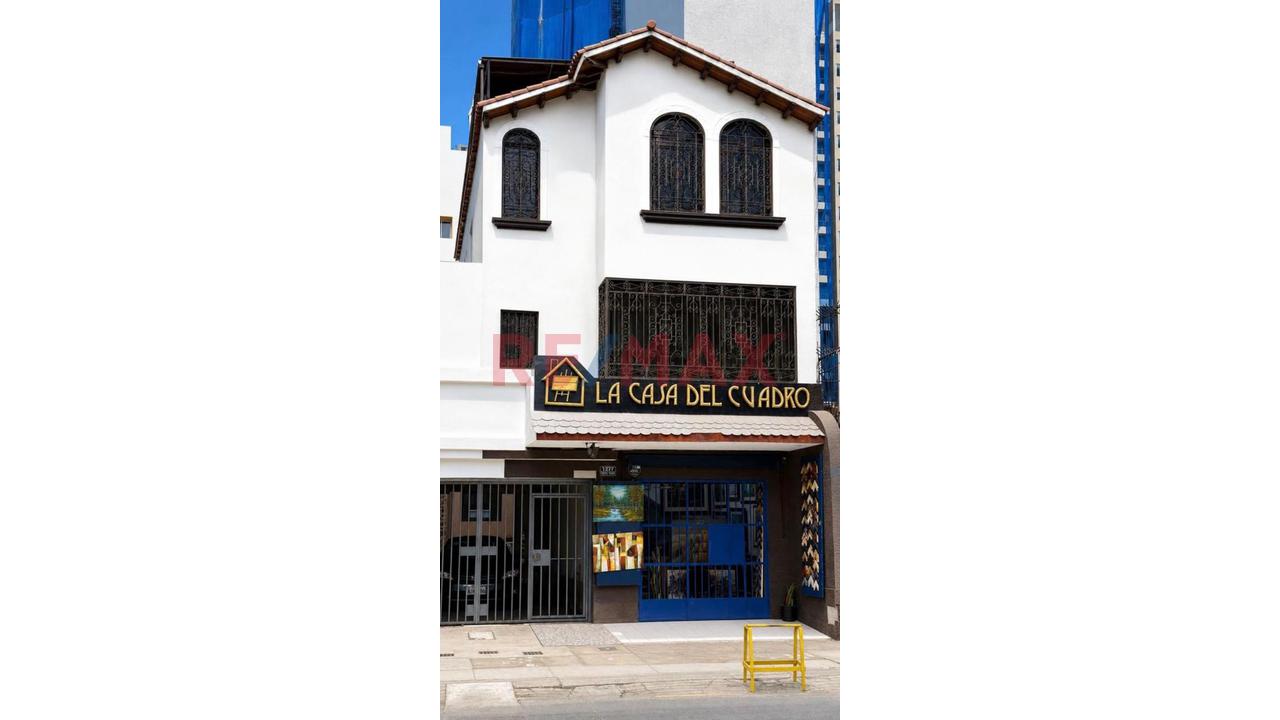 Local Comercial De 3 Pisos En Venta - Av. Arenales - 2