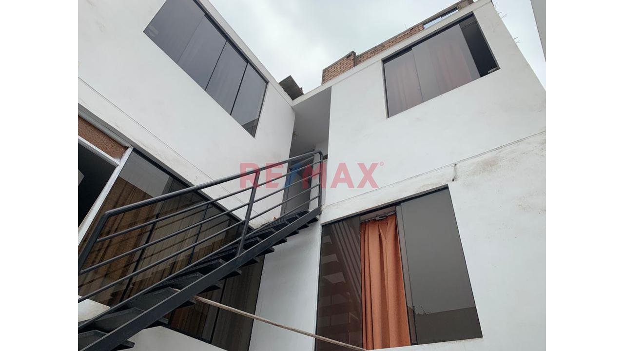 Se Vende Departamento Triplex En Primer Piso — foto 3