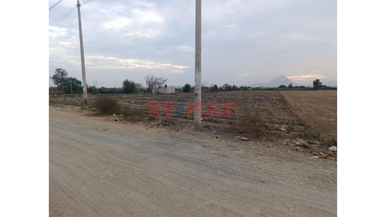 🔥 Terreno En Venta Ubicado En Av. Principal Luis Condemarín – 2,397.65 M² | Laredo, Trujillo - 3