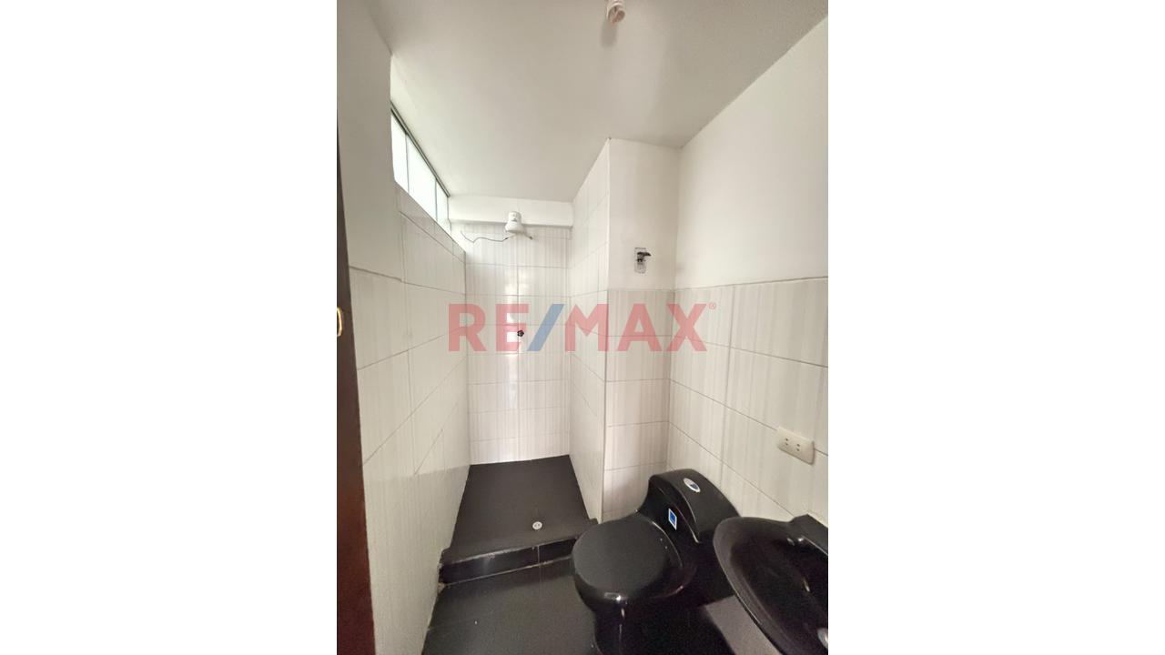 Departamento En Venta En La Urb. Los Andenes - 4