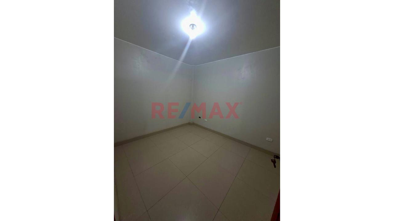 Amplio Departamento En Alquiler – 140 M² ¡Vive Frente Al Parque En San Martín De Porres! — foto 7