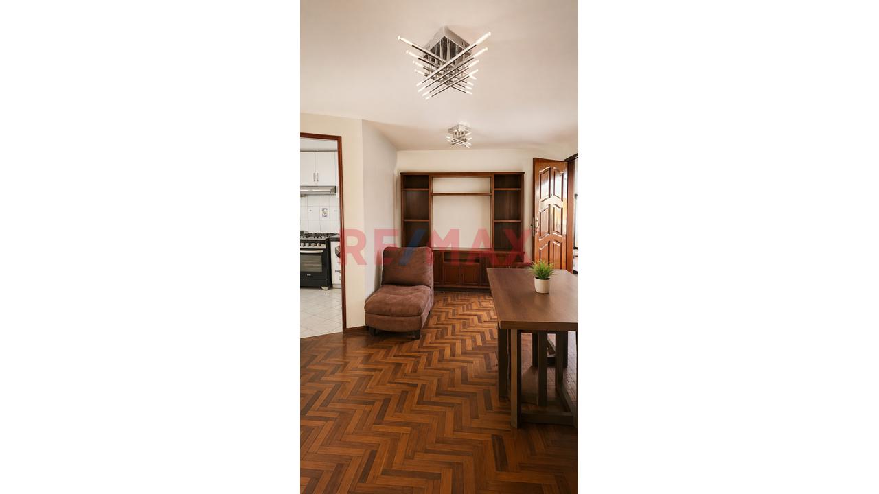V Venta De Departamento Frente Al Parque En San Miguel — foto 4