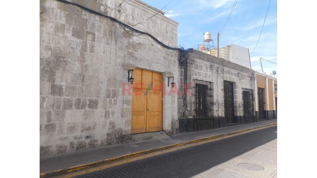 🍽️🔥 ¡Local Comercial En Alquiler En El Centro De La Ciudad! 🔥🍽️ — foto 2